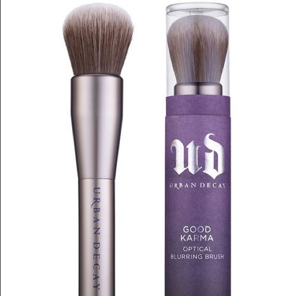 🥂Urban Decay Foundation Brush - Picture 3 of 3